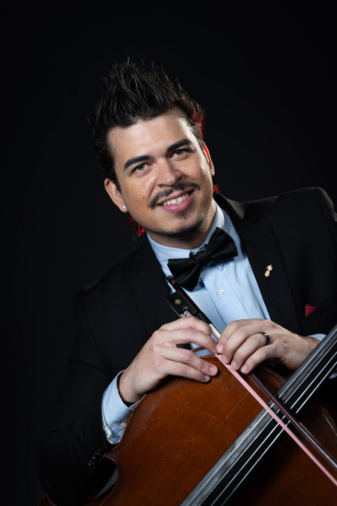 Cellist Carlos
