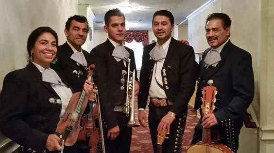 Mariachi Estrellas