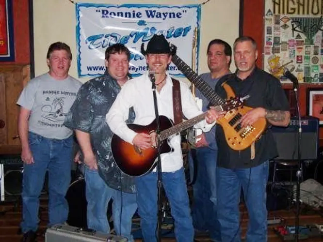 Ronnie Wayne & TideWater Band